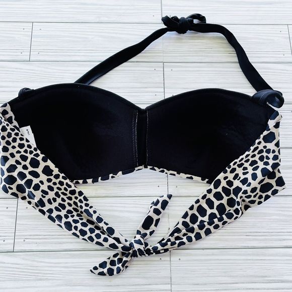 Robin Piccone Leopard Print 2pc. Sz L Top, Sz M Bottom. Black Trim. Swimsuit EUC - Picture 4 of 5